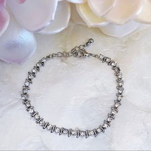 Silver Tone CZ Wavy Tennis Bracelet 6” Elegant